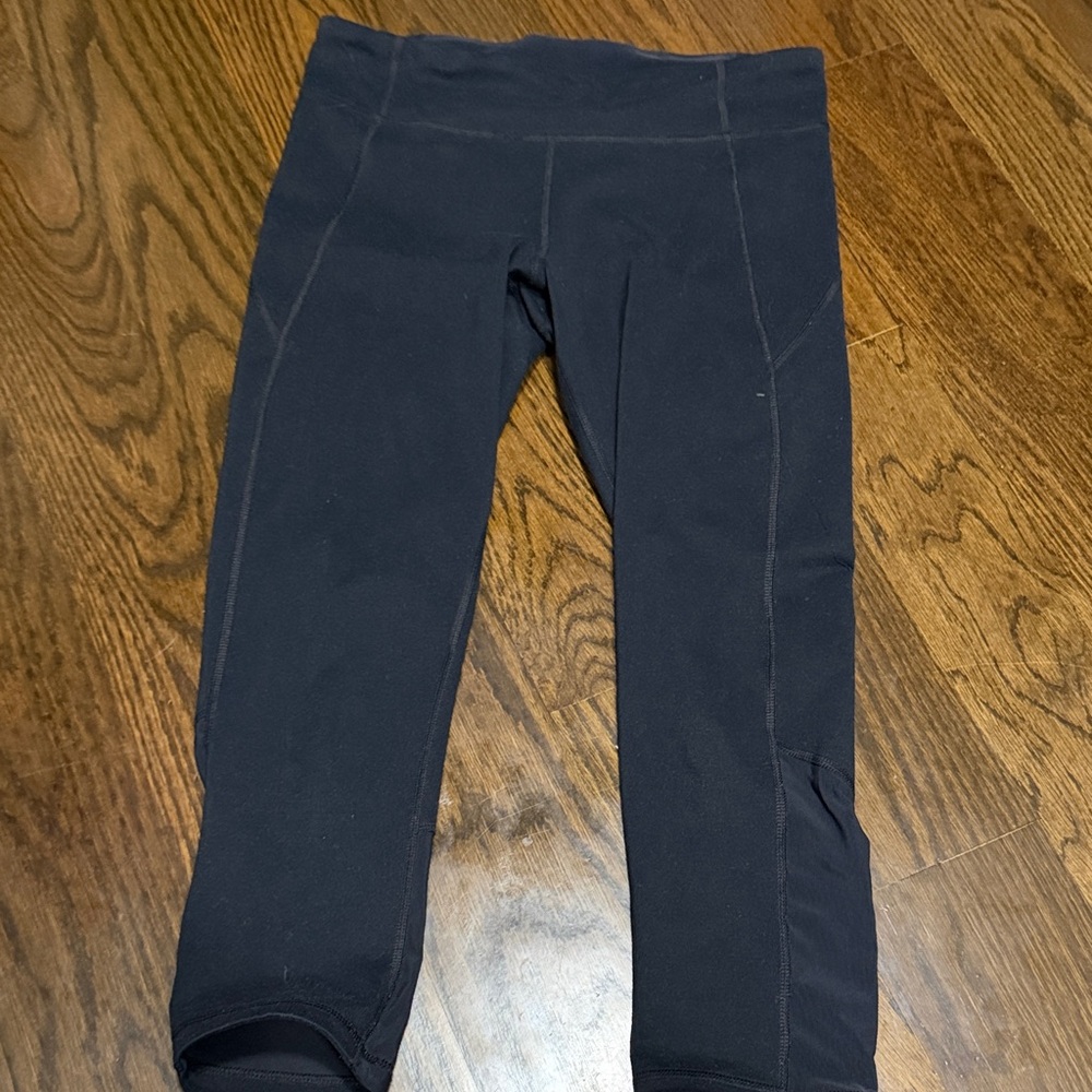 Under Armour Black Calf Length Leggings
